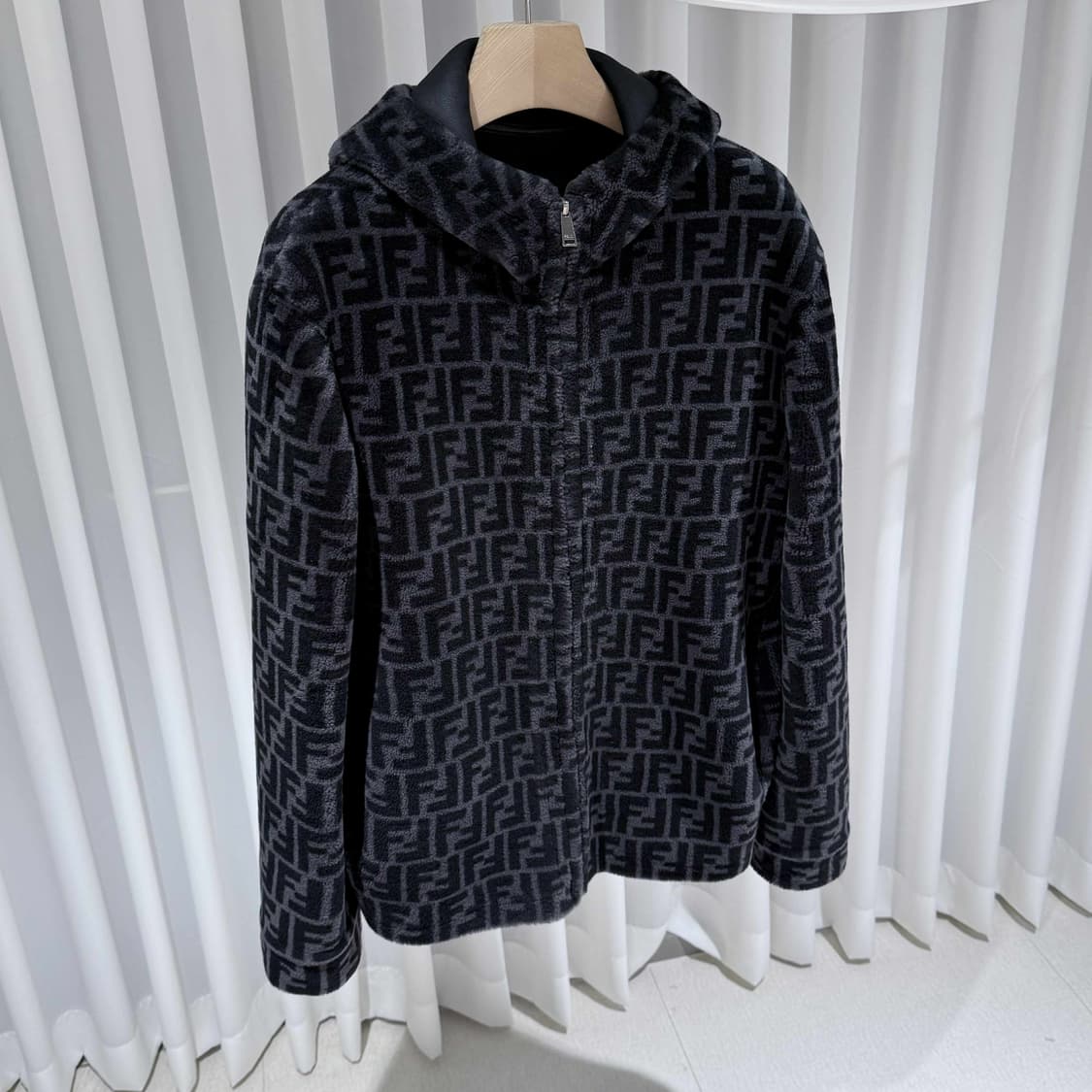 50 / 펜디 시어링 레더 리버시블 무스탕  상품이미지3