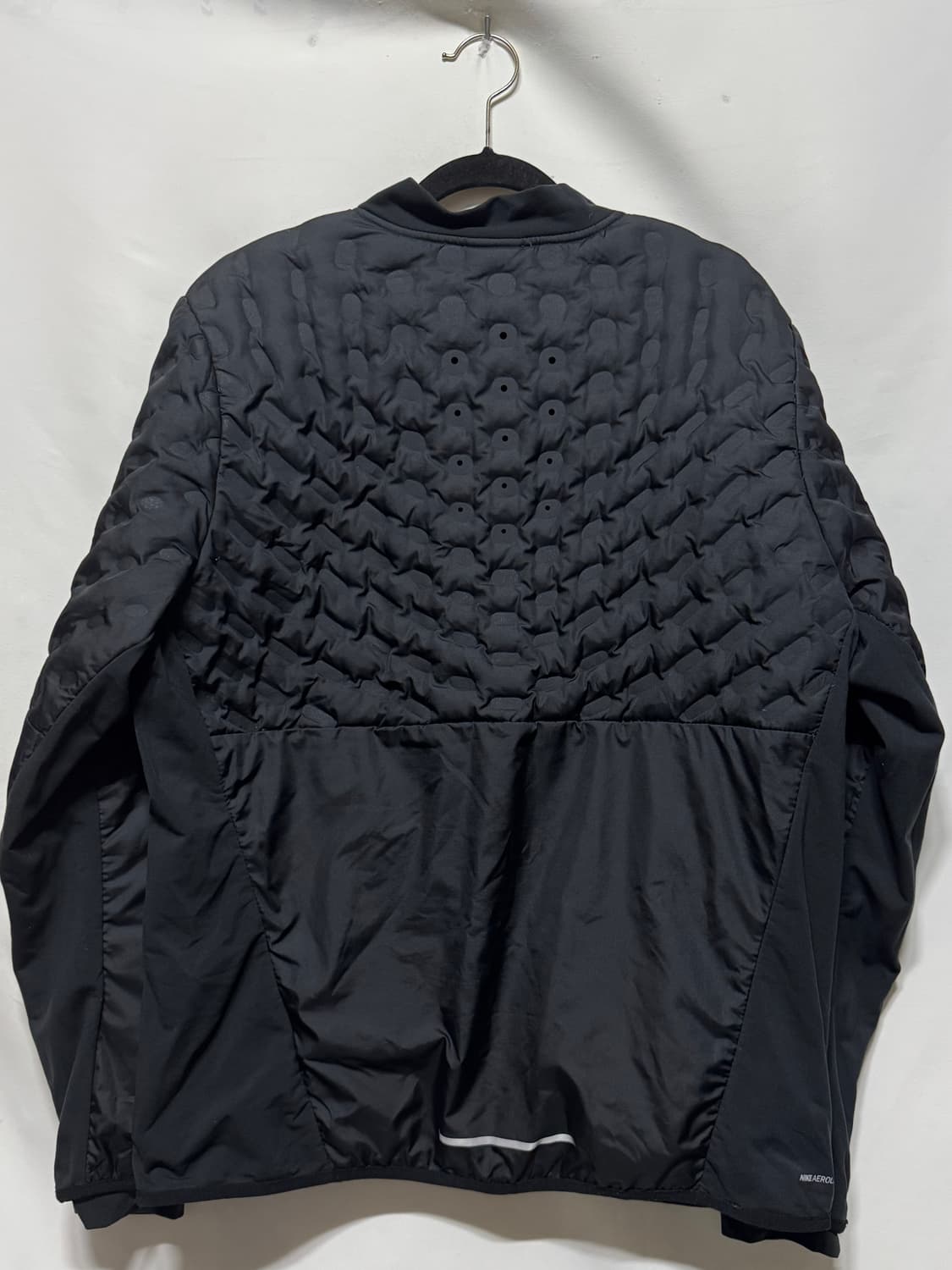 XL 나이키 에어로로프트 자켓 상품이미지2