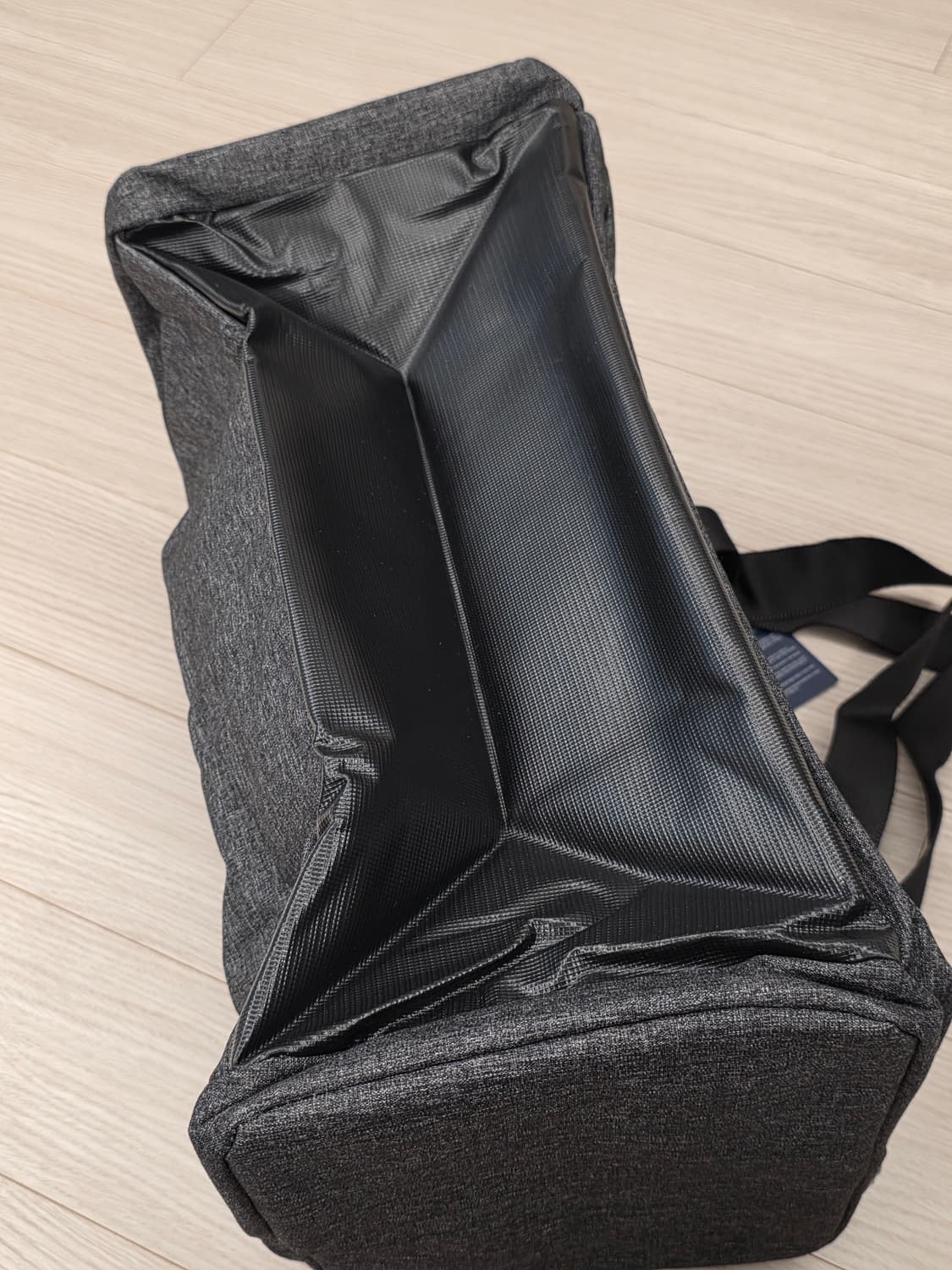 (당근직거래완료)디스커버리 익스페디션 더플백 새상품 상품이미지3