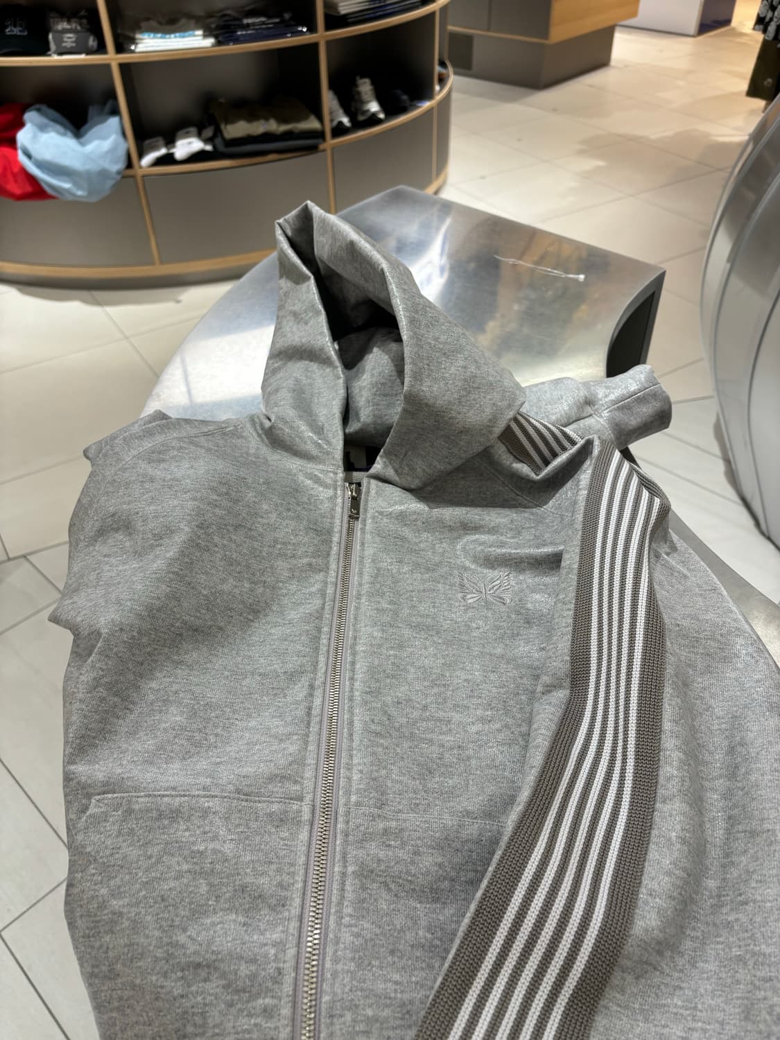 니들스 누비안 별주 트랙 자켓 한정판 후드 집업 상품이미지1