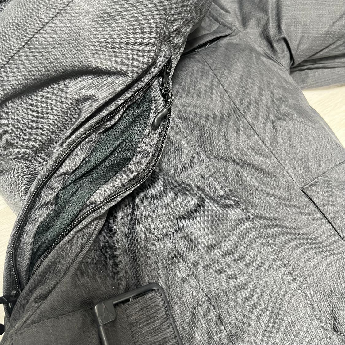 노비스 쉬라 스틸 그레이 롱패딩 상품이미지8