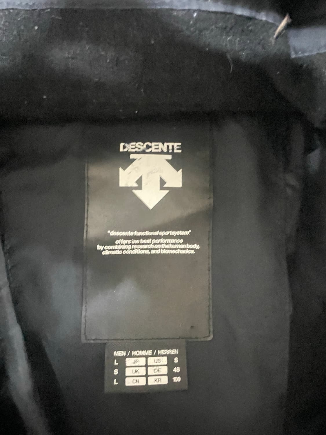 데상트 롱패딩  상품이미지4