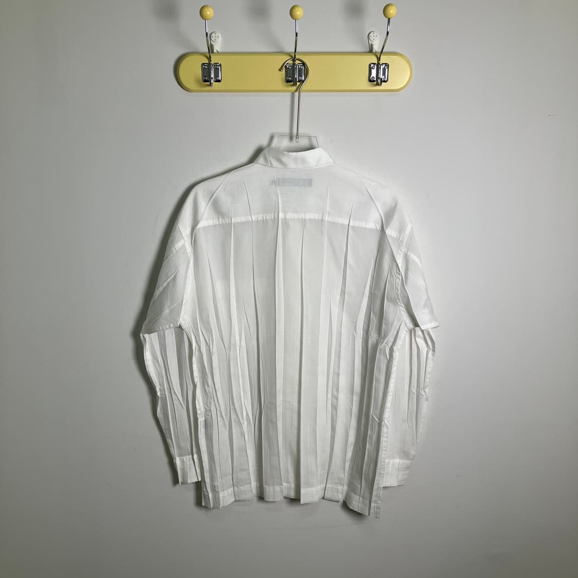 옴므 플리세 이세이미야케 엣지 플리츠 셔츠  상품이미지2