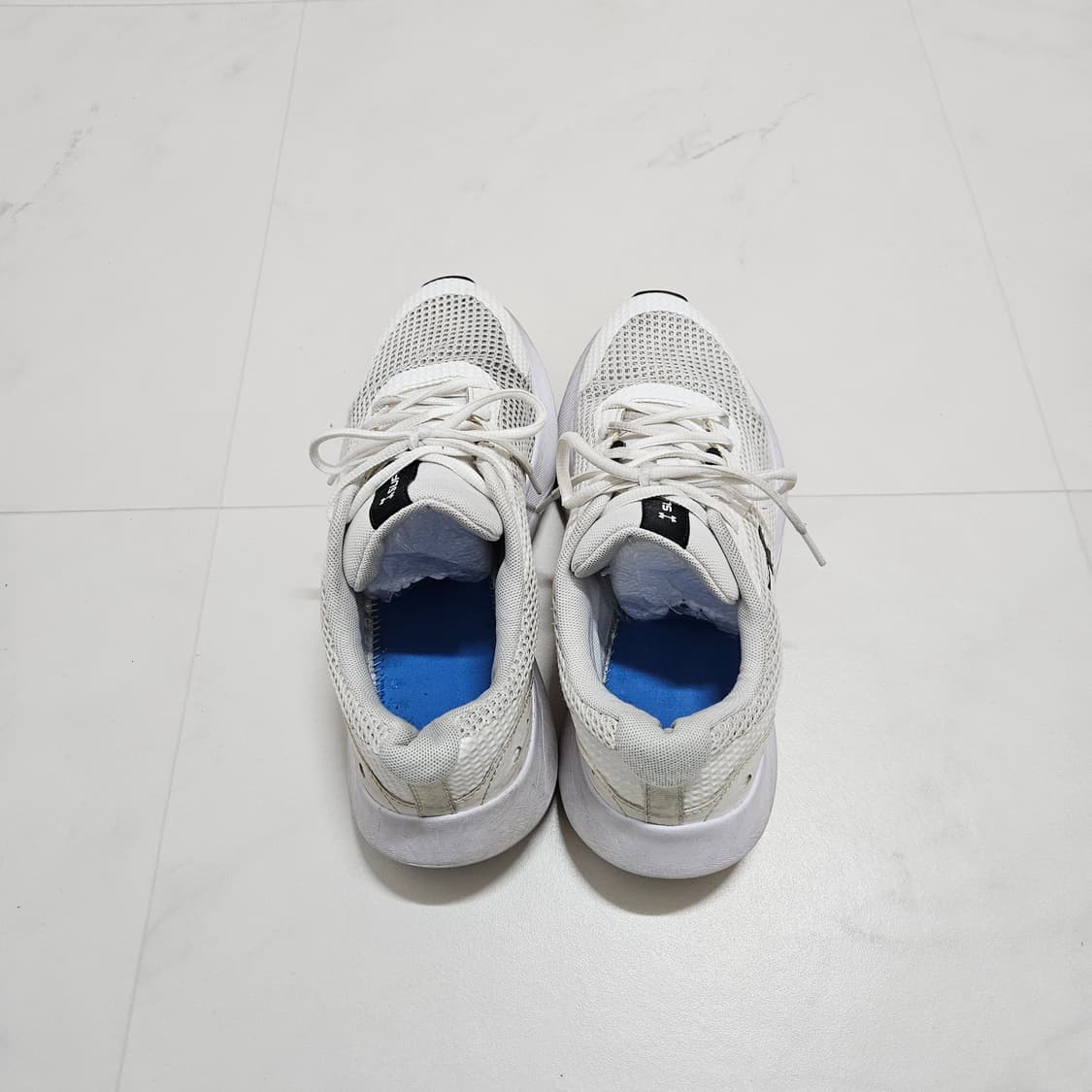 언더아머 UA 써지3 런닝화 280mm 상품이미지3