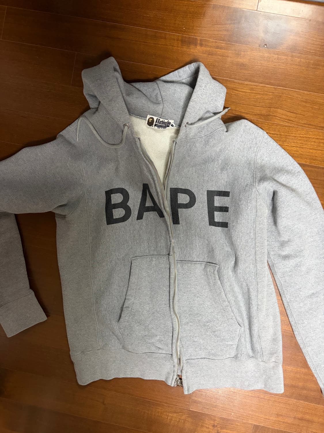 베이프 회색 후드집업 판매합니다. 상품이미지1