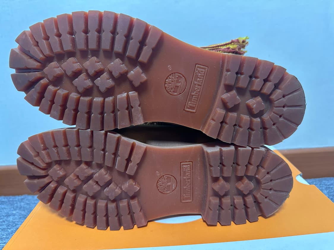 팀버랜드 X 써저리 265 사이즈 상품이미지3