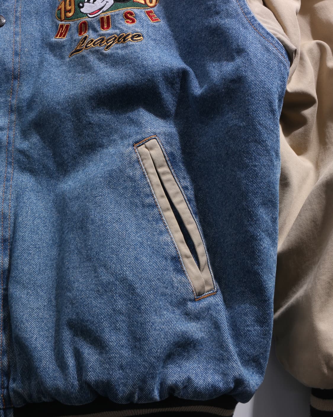 T-1976 90s Disney denim varsity jacket 상품이미지9