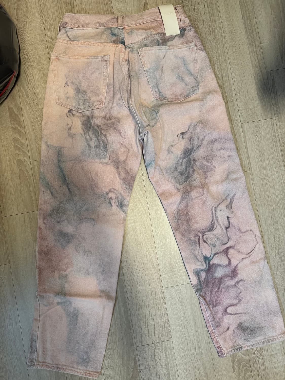 noirer 핑크 워싱 앱스트랙 스트레이트 데님 팬츠 (멀티) 상품이미지3