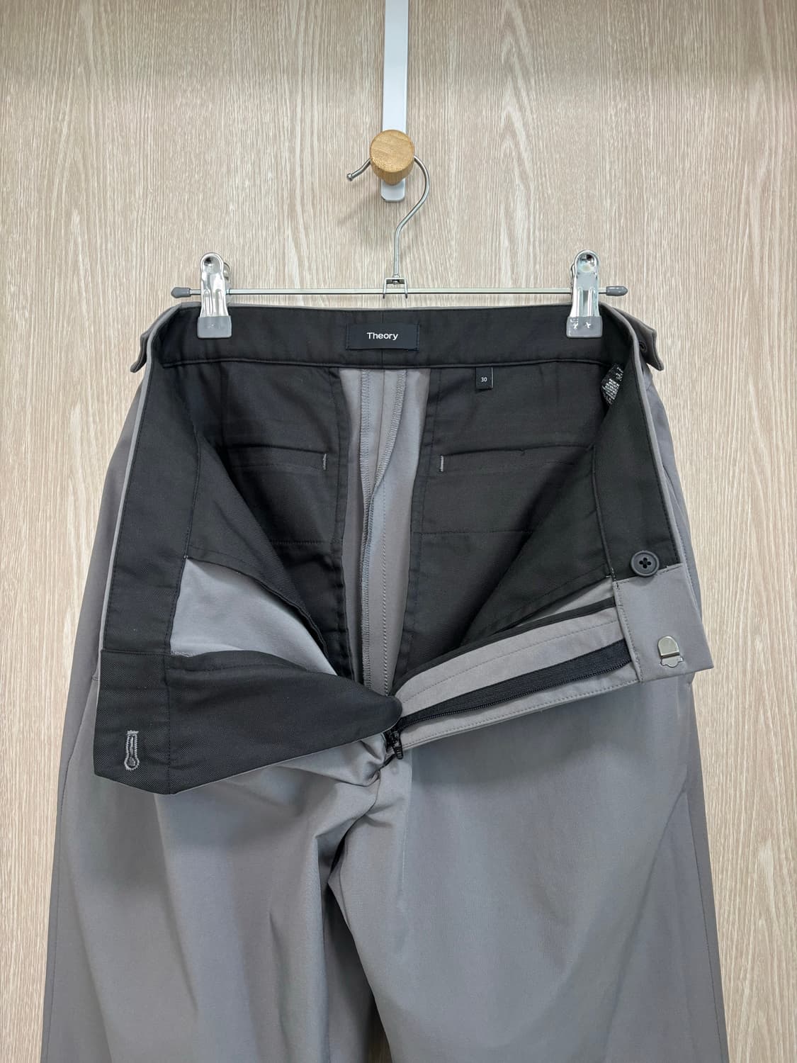 띠어리 Active Nylon 트라우저팬츠30"/그레이 상품이미지3