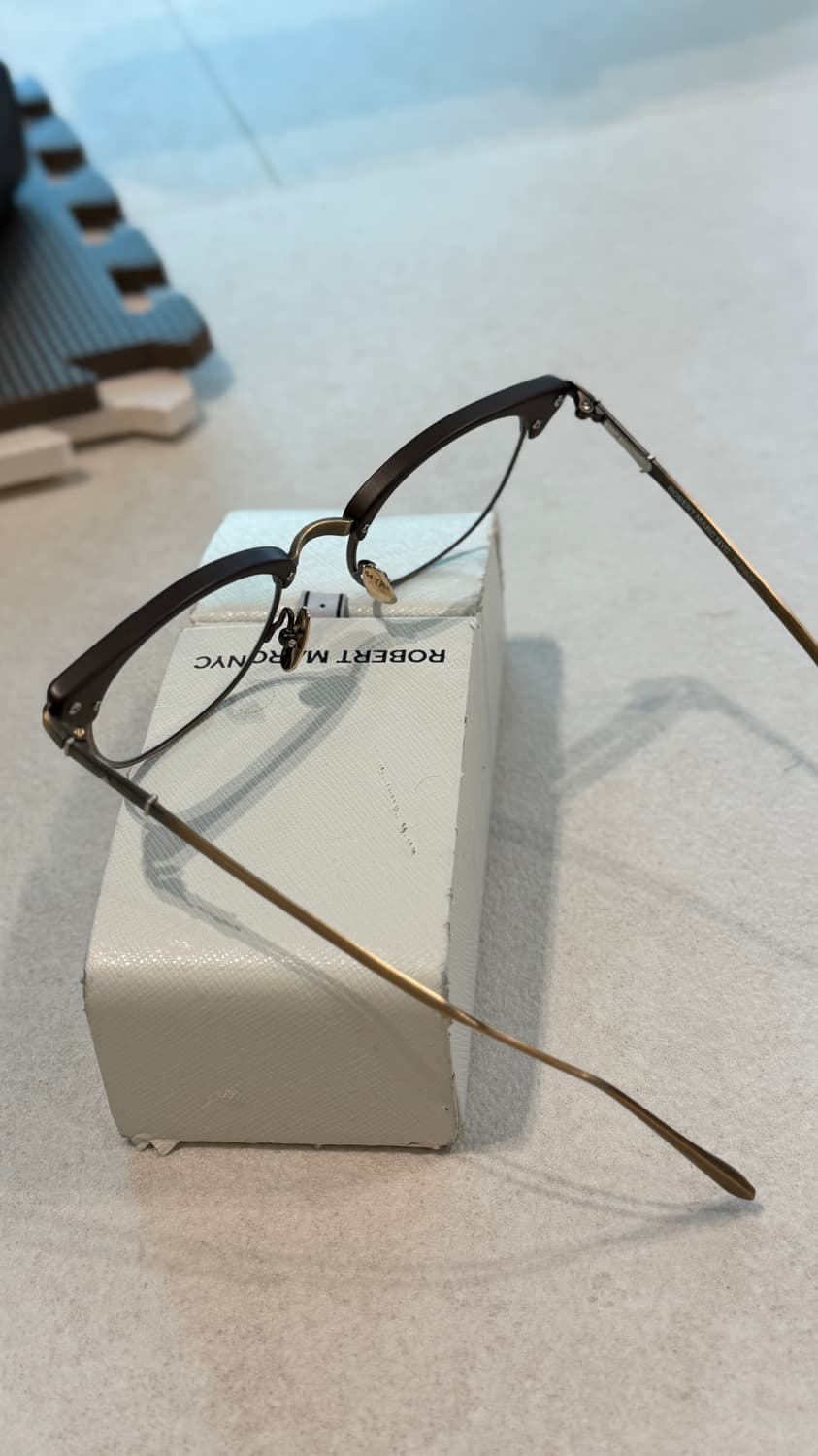 ROBERT MARC NYC 티타늄 안경 상품이미지3