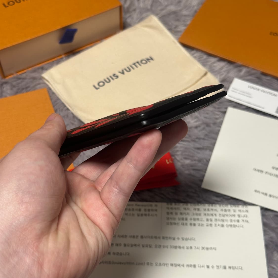 [풀구성] 루이비통 X 쿠사마아요이 이클립스 토뤼옹 슬렌더 월릿 반지갑  상품이미지7