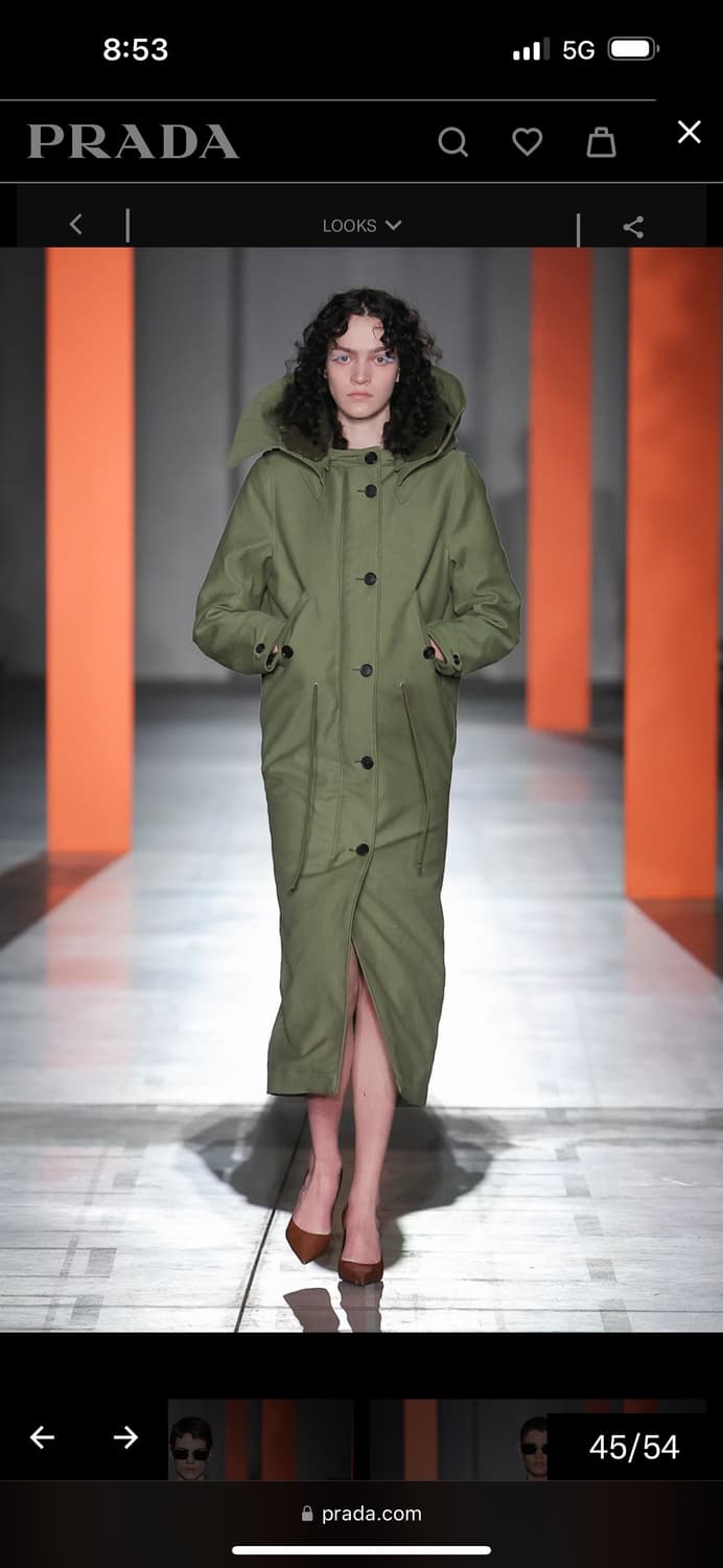 [38] FW23 프라다 후디드 맥시 파카 판매합니다 상품이미지1