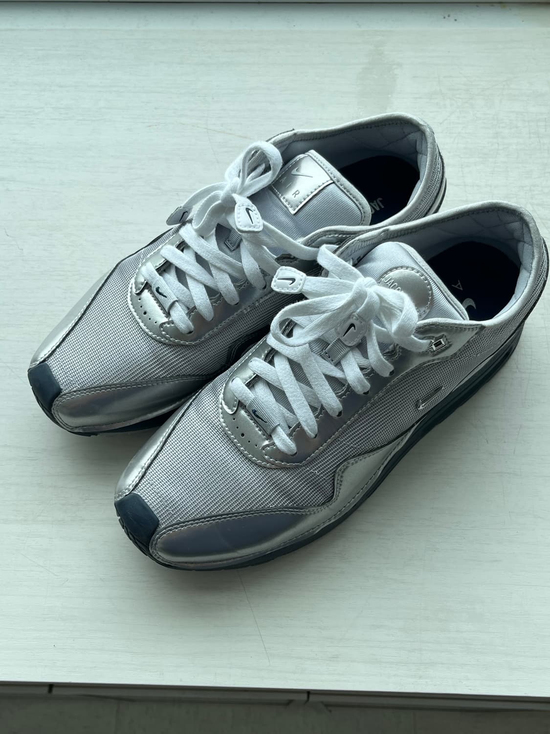 나이키 x 자크뮈스 에어맥스 1 '86 메탈릭 실버 미드나잇 네이비 상품이미지1