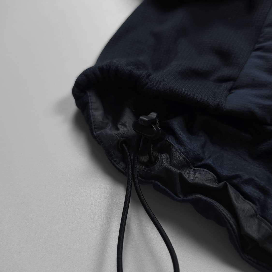 아크테릭스 아톰 LT 후디 자켓 블랙 사파이어 상품이미지7