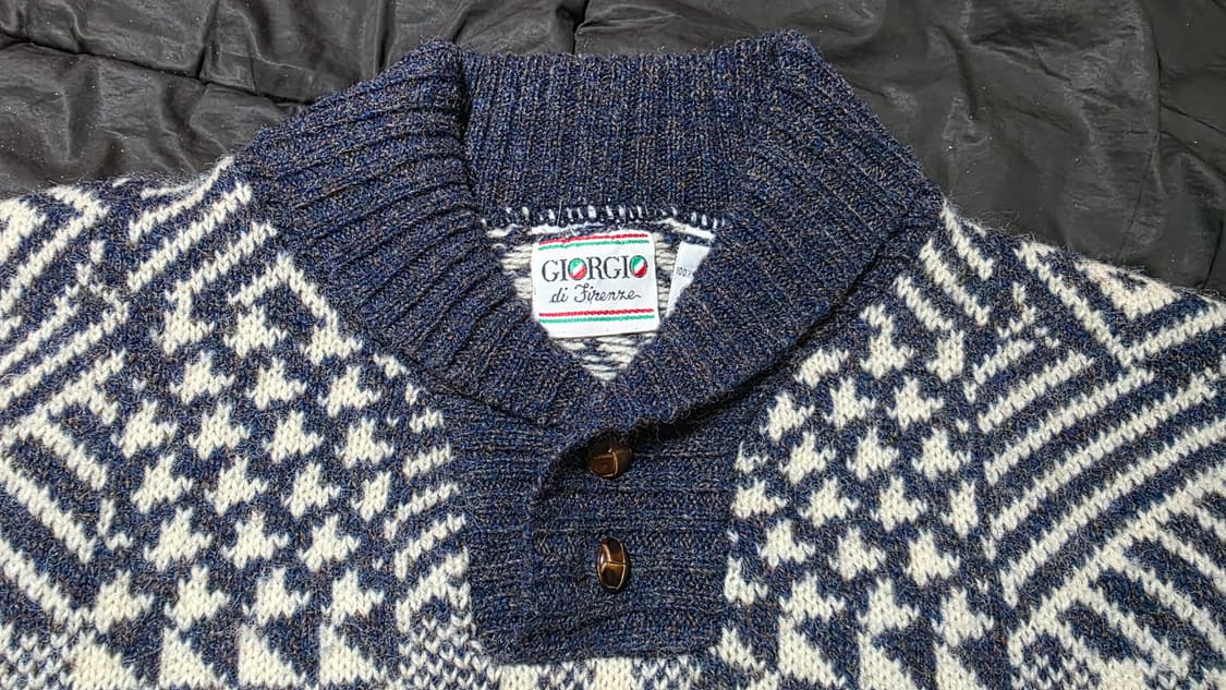 90s 이태리제 GIORGIO 순모 100% 투버튼 카라 니트티 상품이미지4