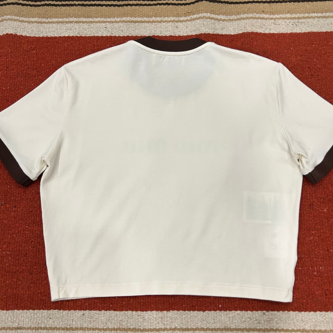 미우미우 로고 크롭 반팔티 상품이미지2