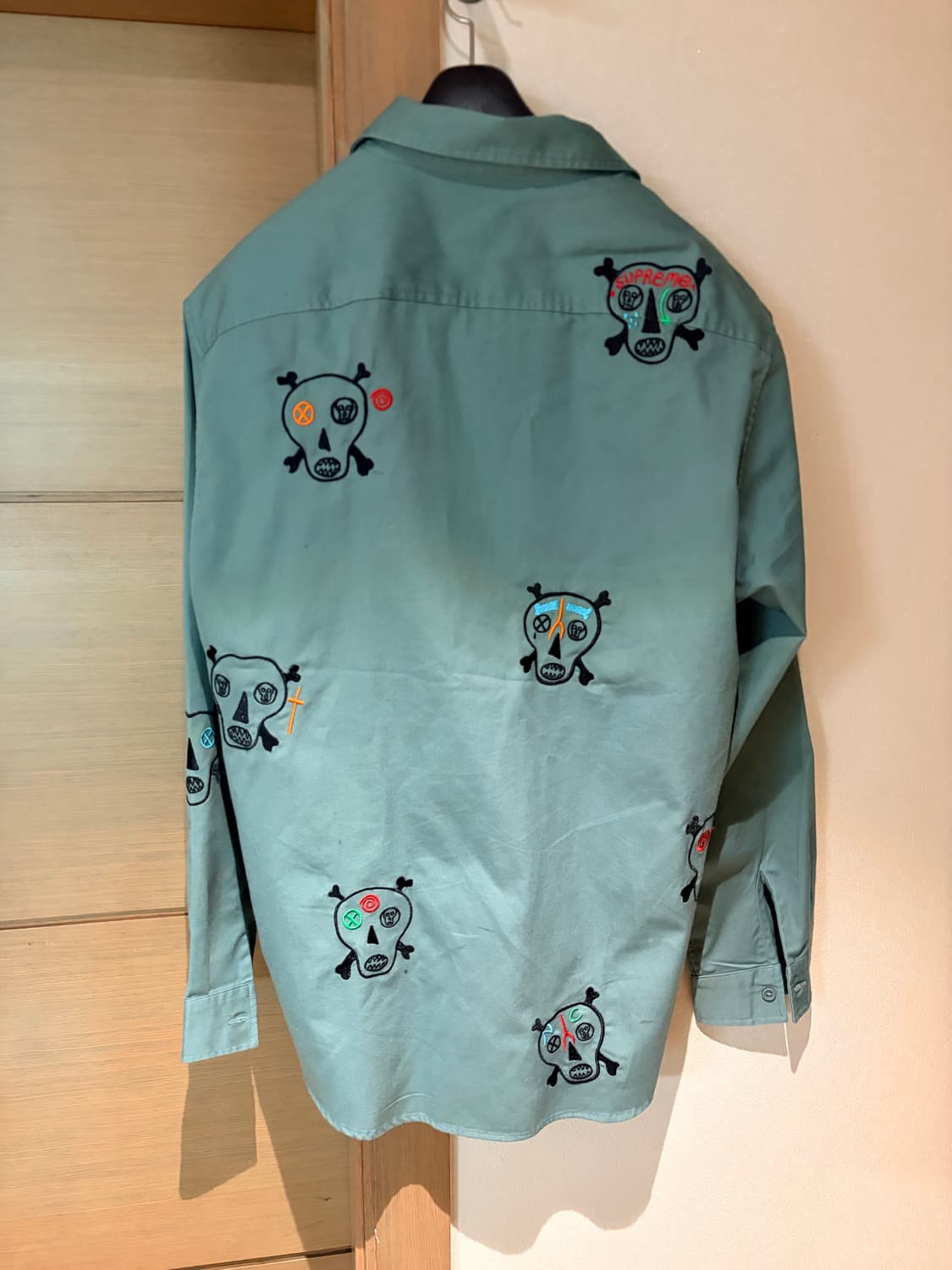 [L] 슈프림 스컬 워크셔츠 상품이미지3