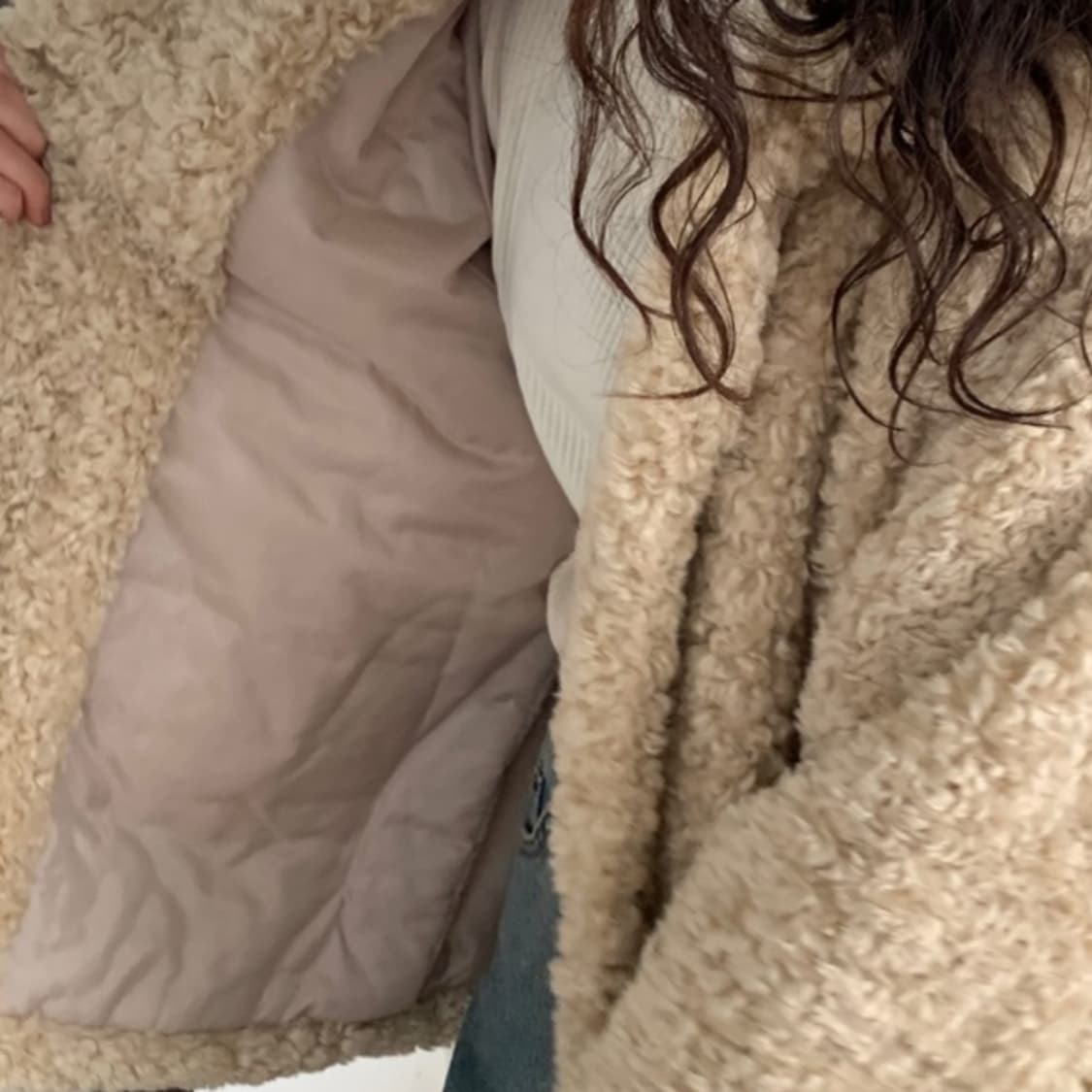 드온도(de Ondo) 카나 시어링 푸들퍼 자켓 프리사이즈 새상품 상품이미지3