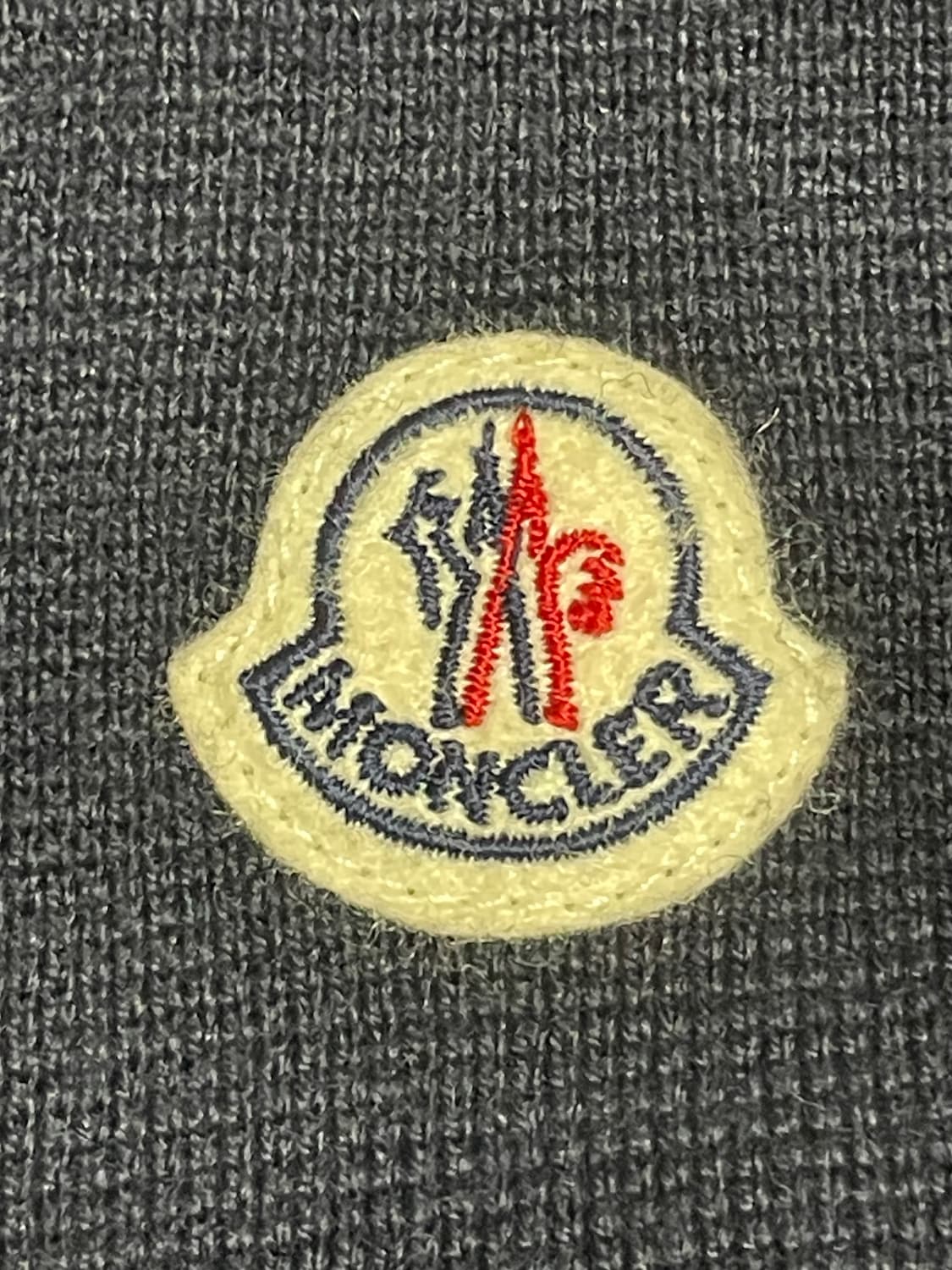 [ M ] 몽클레어 니트패딩 김현우 니트패딩 트리콧 네이비 상품이미지4