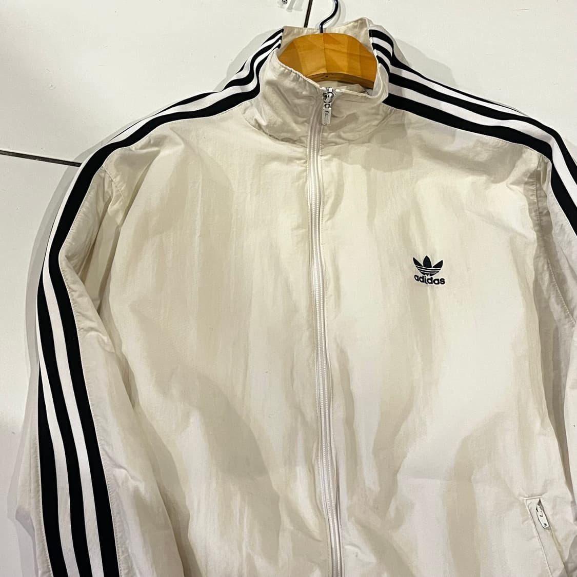아디다스 화이트 트레포일로고 우븐 바람막이 트랙탑 상품이미지4