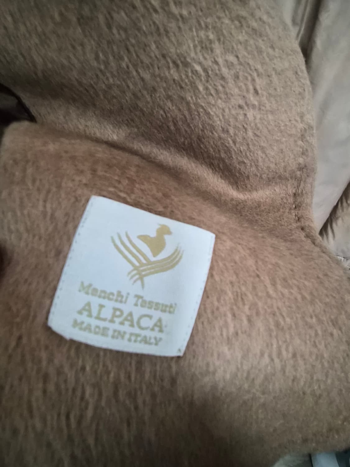 지고트 수리알파카 코트 상품이미지6