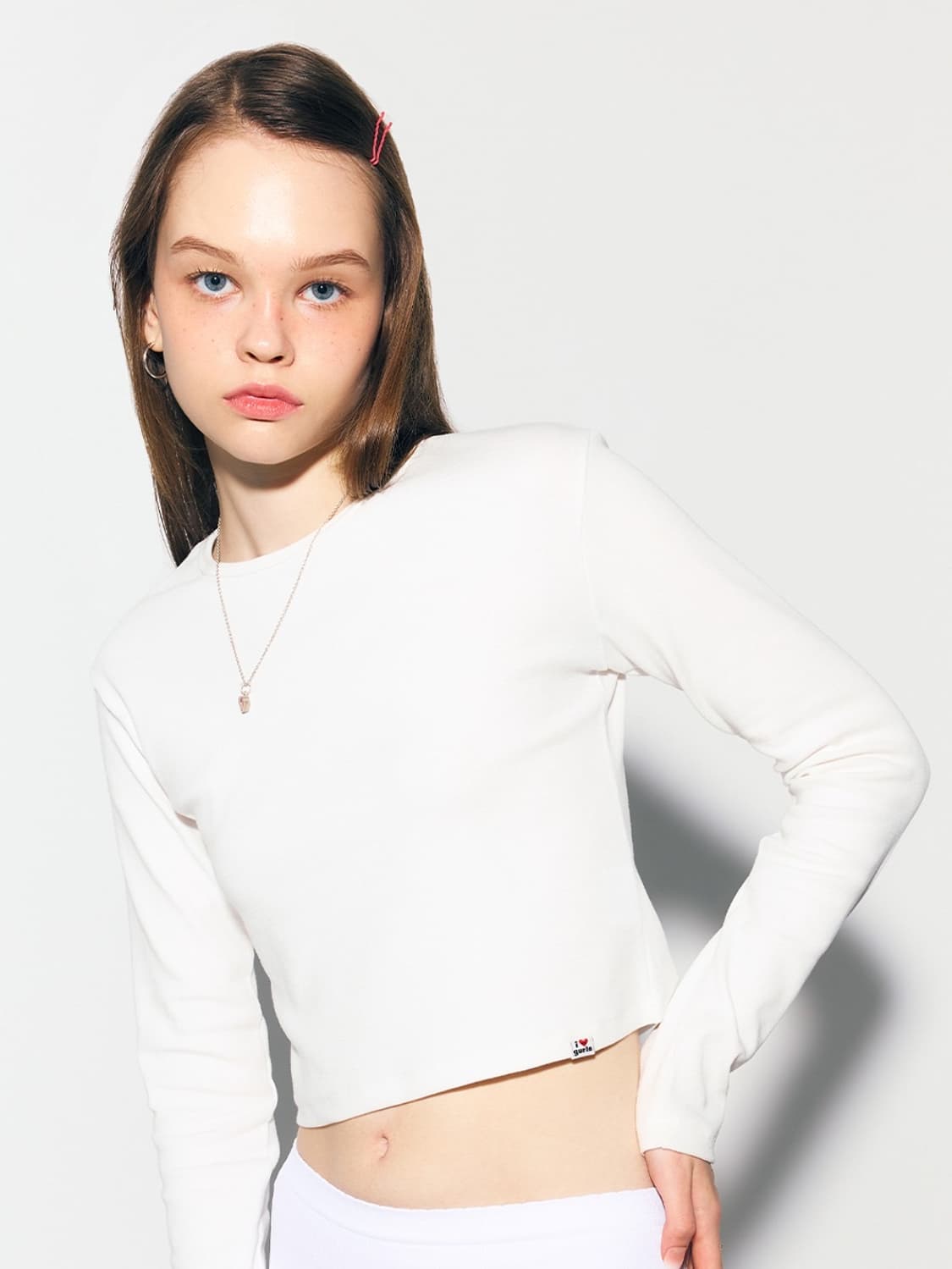 에즈이프캘리 베이직 크롭 롱슬리브 새상품 상품이미지1