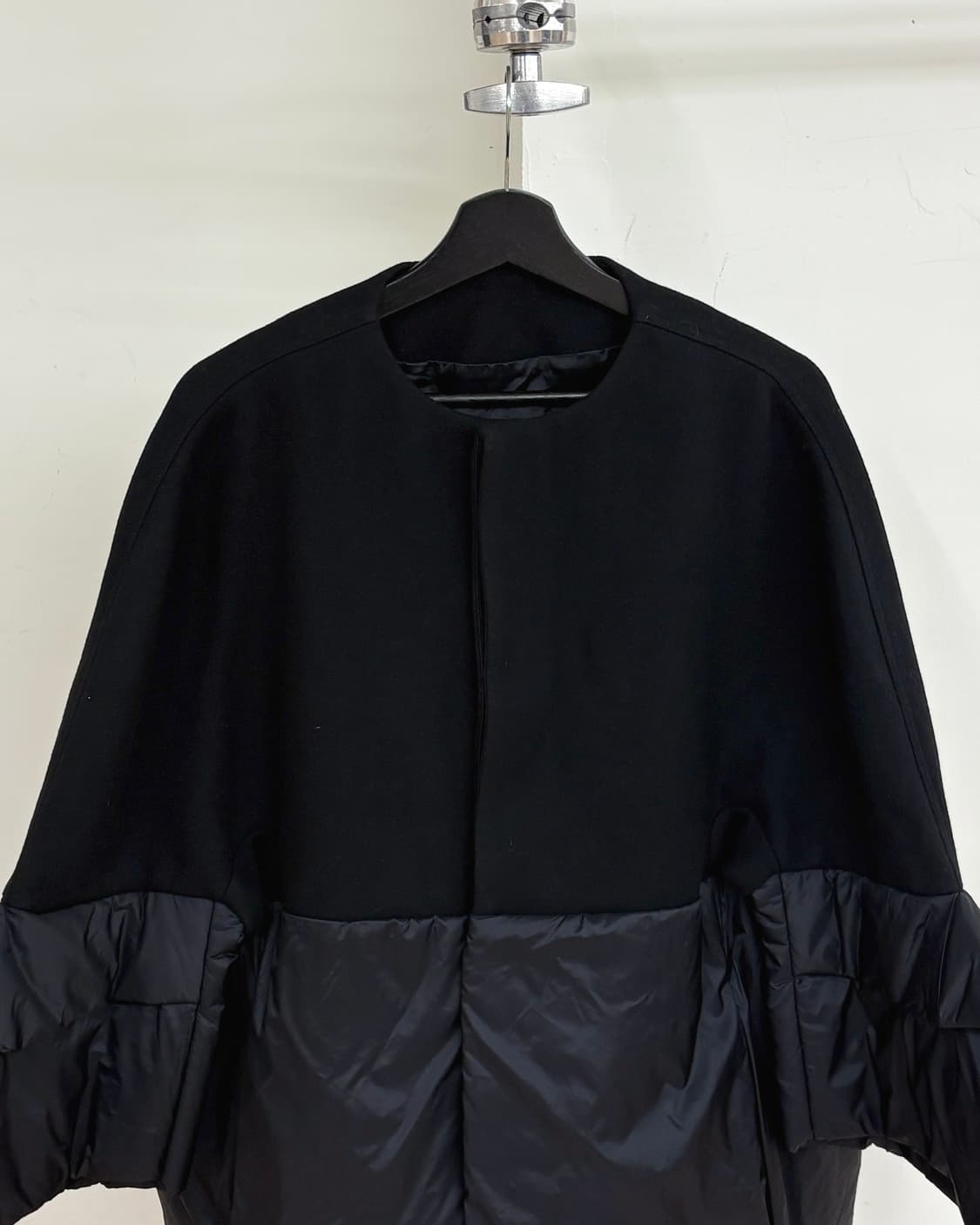릭 오웬스 17FW 블랙 메두사 코트 상품이미지2