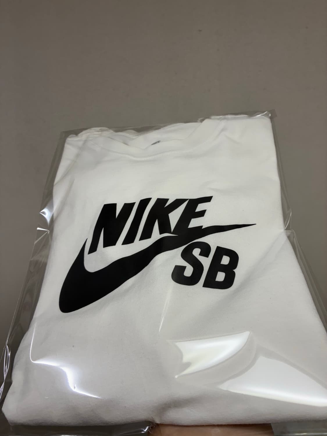 [L]나이키SB 로고 루즈핏 티셔츠 화이트 상품이미지4