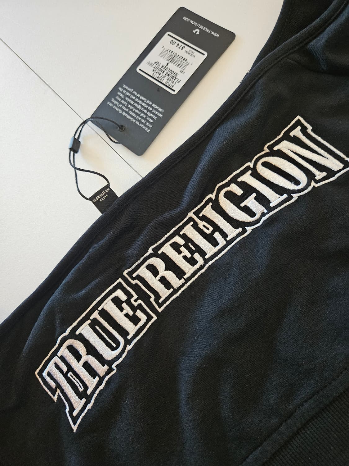 [새제품] 트루 릴리젼 오프숄더 롱슬리브 크롭탑 상품이미지4