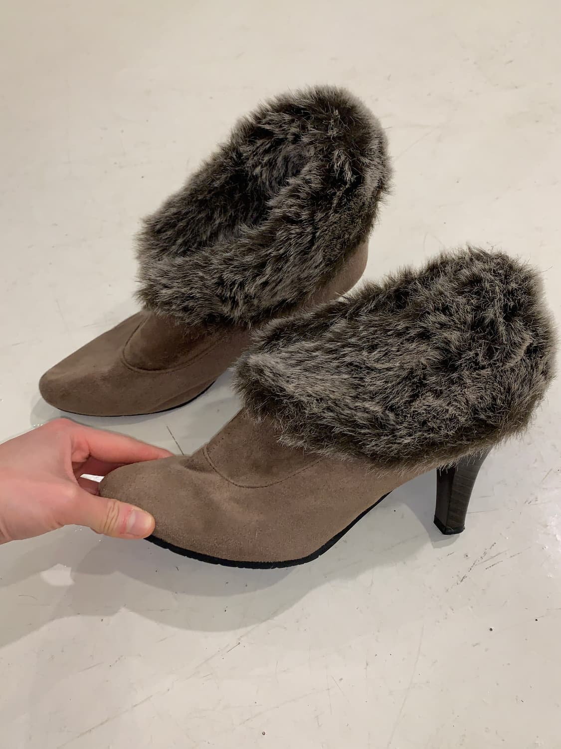 Brown Fur heel  상품이미지2