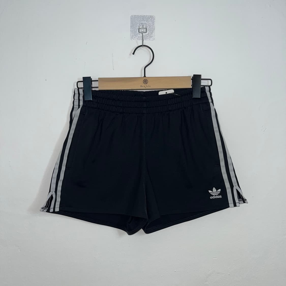 Adidas black Firebird short track pants 상품이미지3