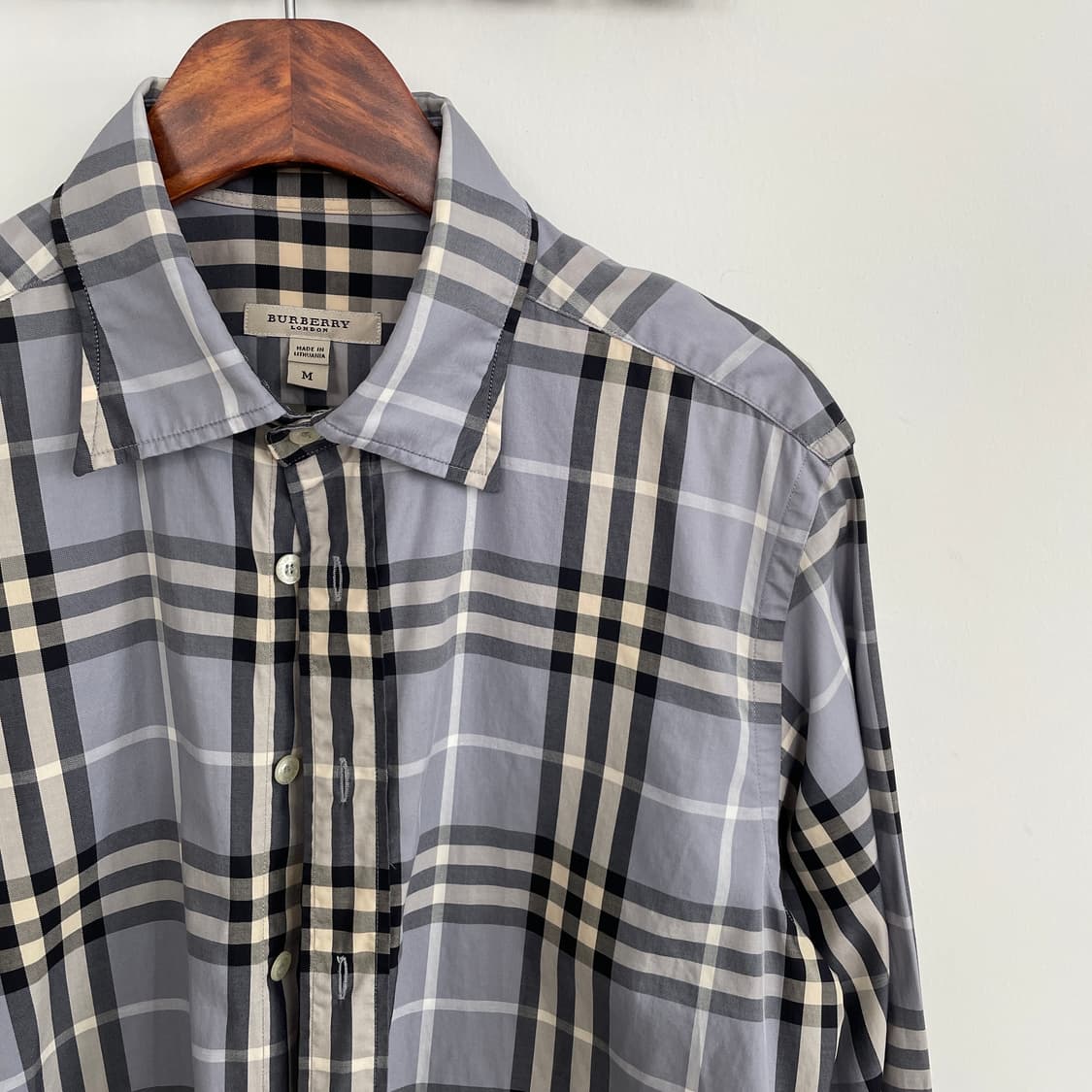 버버리 체크 셔츠 상품이미지1