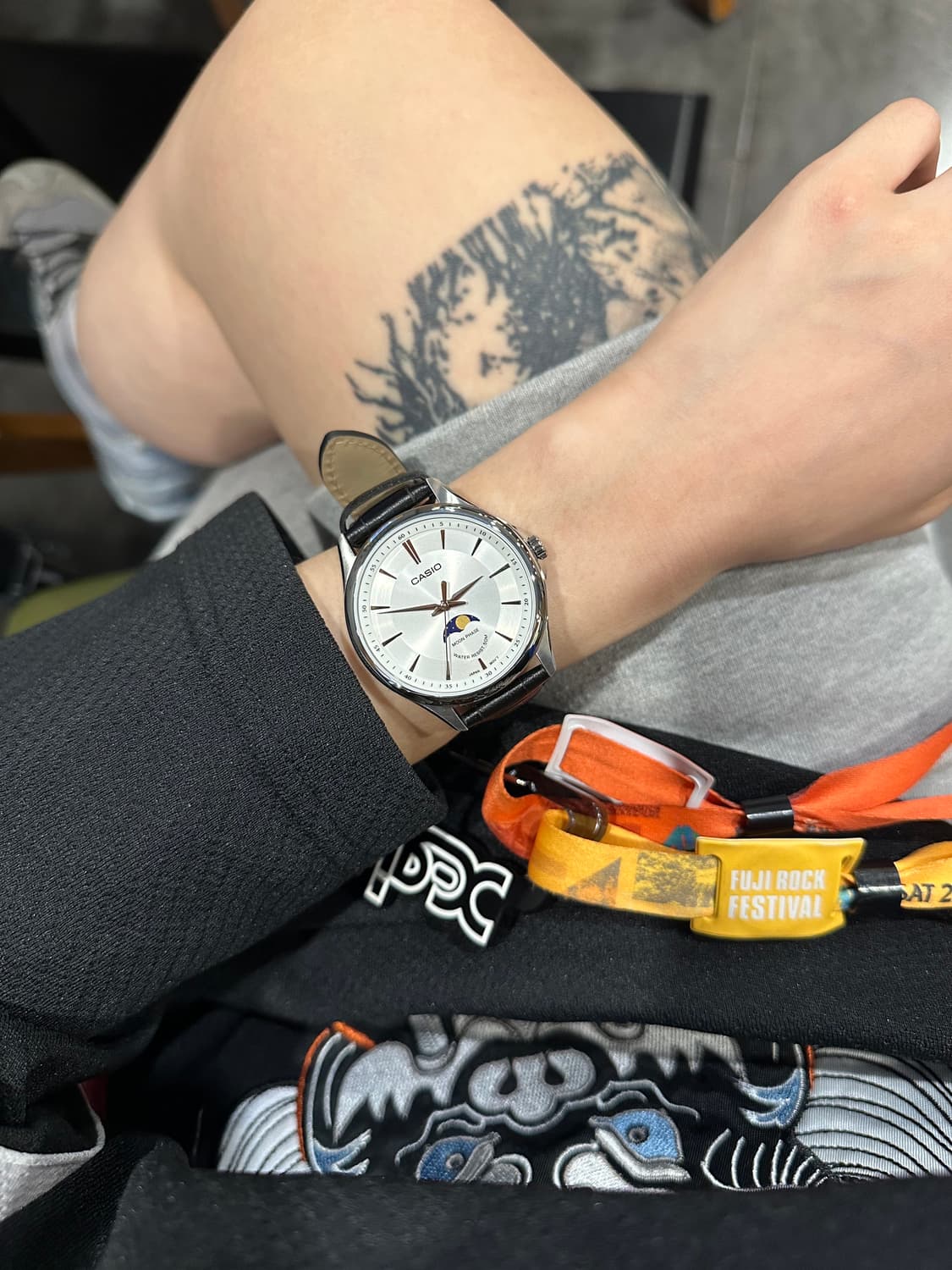 카시오 CASIO 문페이즈 레더 손목시계 MTP-M100L-7AV 상품이미지1