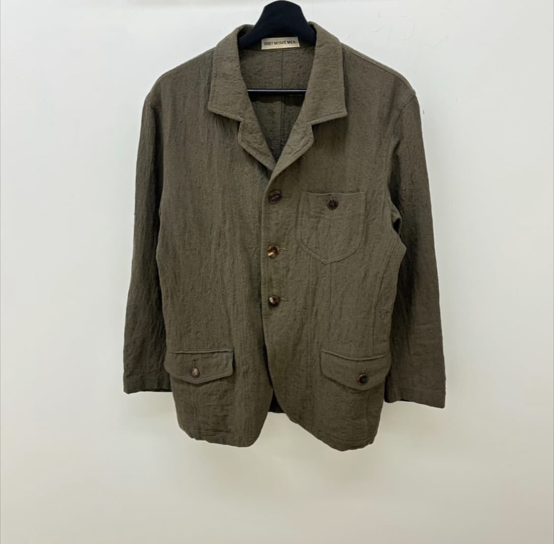 이세이미야케 맨 3버튼 그린 스트라이프 자켓 상품이미지1
