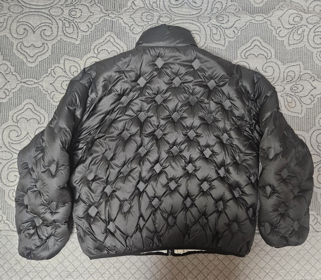 [L] DNAR 하이프 패딩 점퍼 리버시블 블랙 화이트 디앤에스알 디앤써 상품이미지4