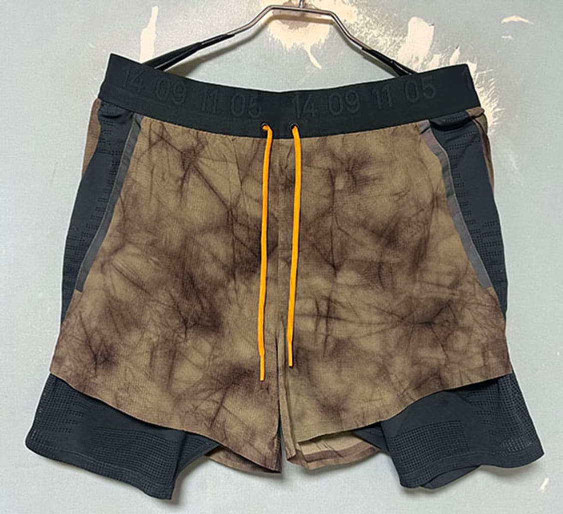 NIKE 나이키 테크팩 2in1 남자 러닝쇼츠 타이다이 카모 XL 34 상품이미지1