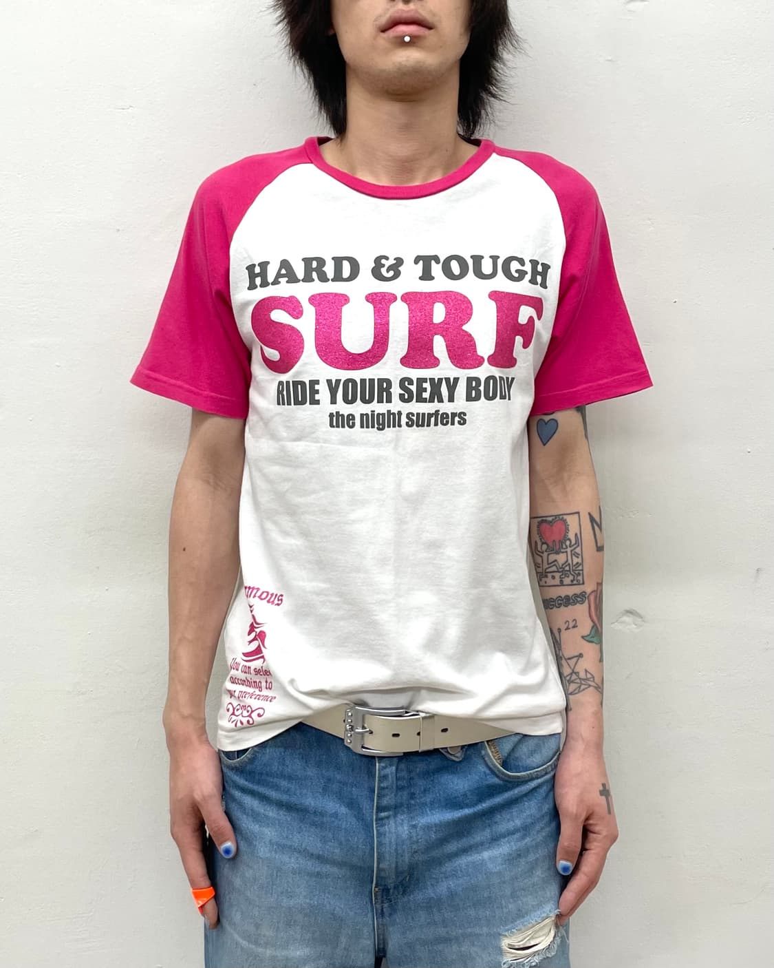Glossy Pink Lettering T-Shirt  상품이미지1