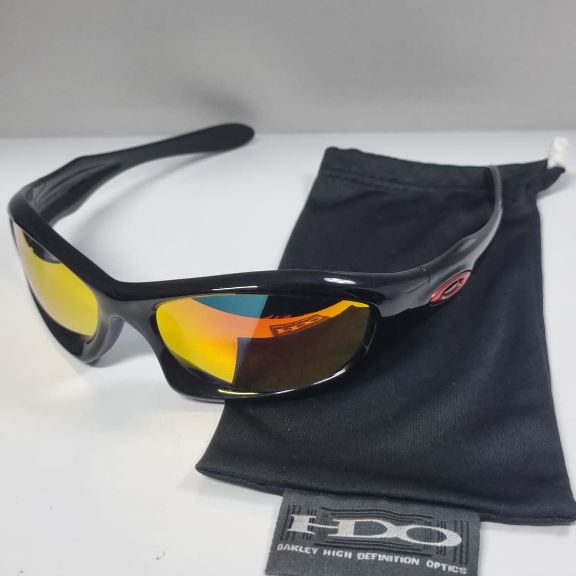 오클리 몬스터독 블랙 루비새렌즈 상품이미지1