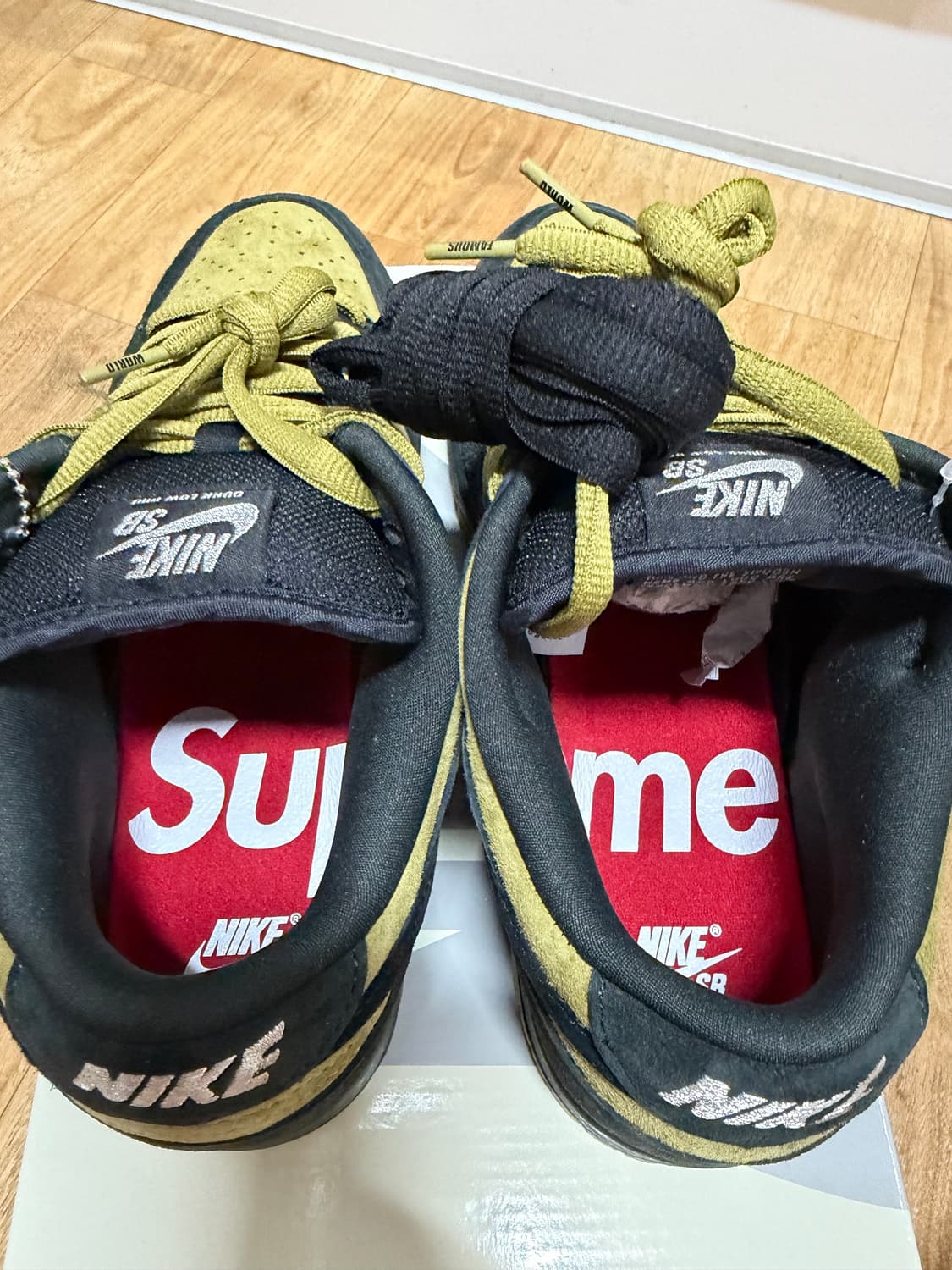 슈프림덩크 올리브 265새상품 상품이미지7