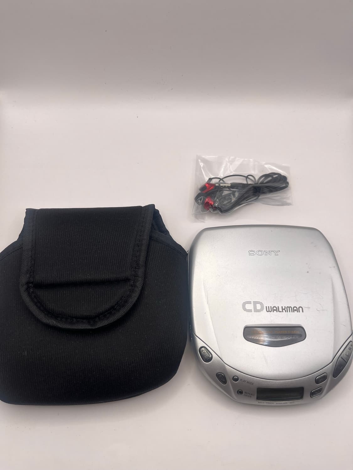 Sony CD player Walkman D-E404 (릴리슈슈 에디션) 상품이미지3