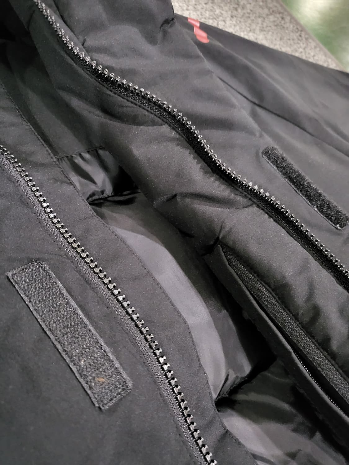 K-Swiss 블랙 롱패딩(오리털 70%, 깃털 30%) 상품이미지7