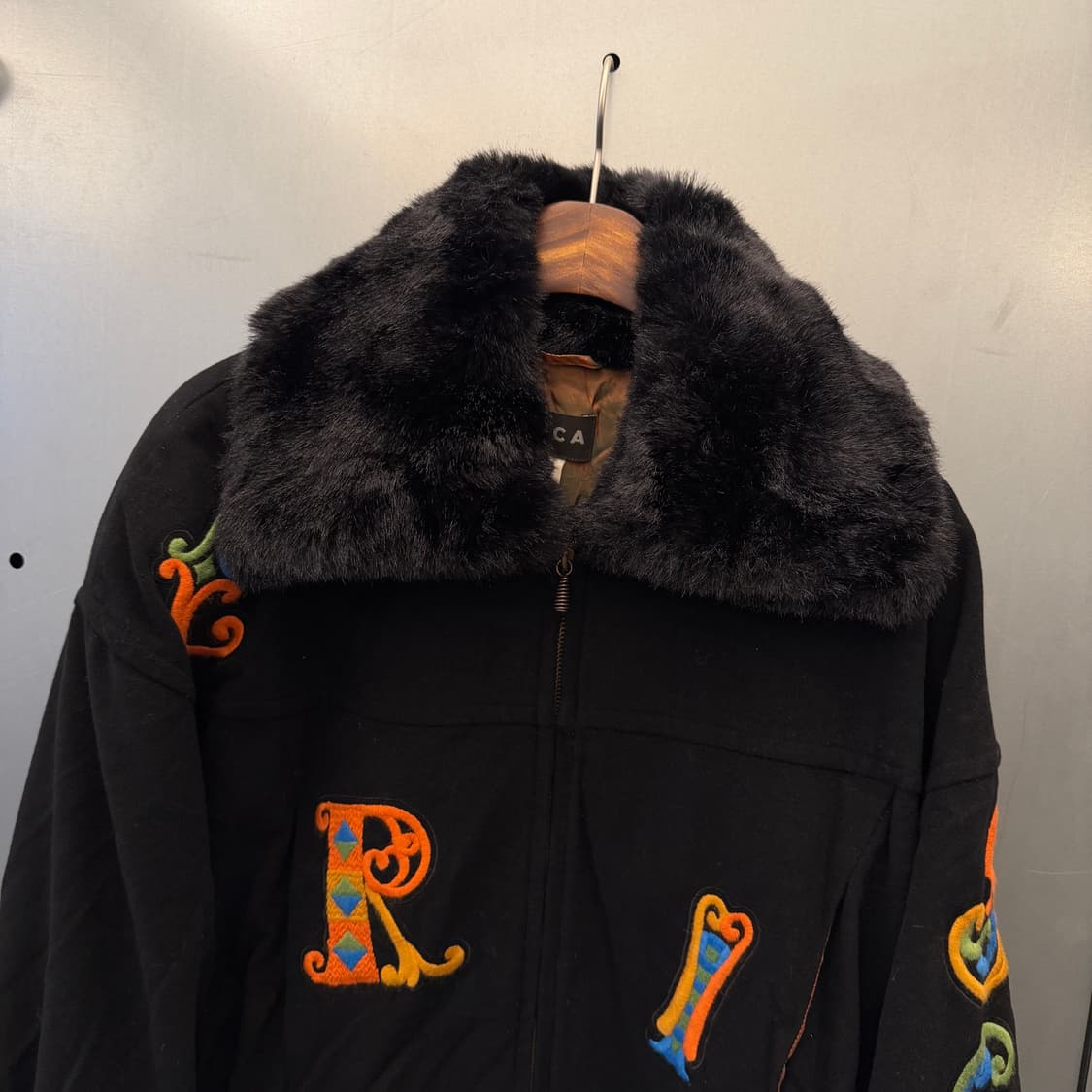 크리스카 캐시미어 퍼 봄버 자켓 상품이미지3