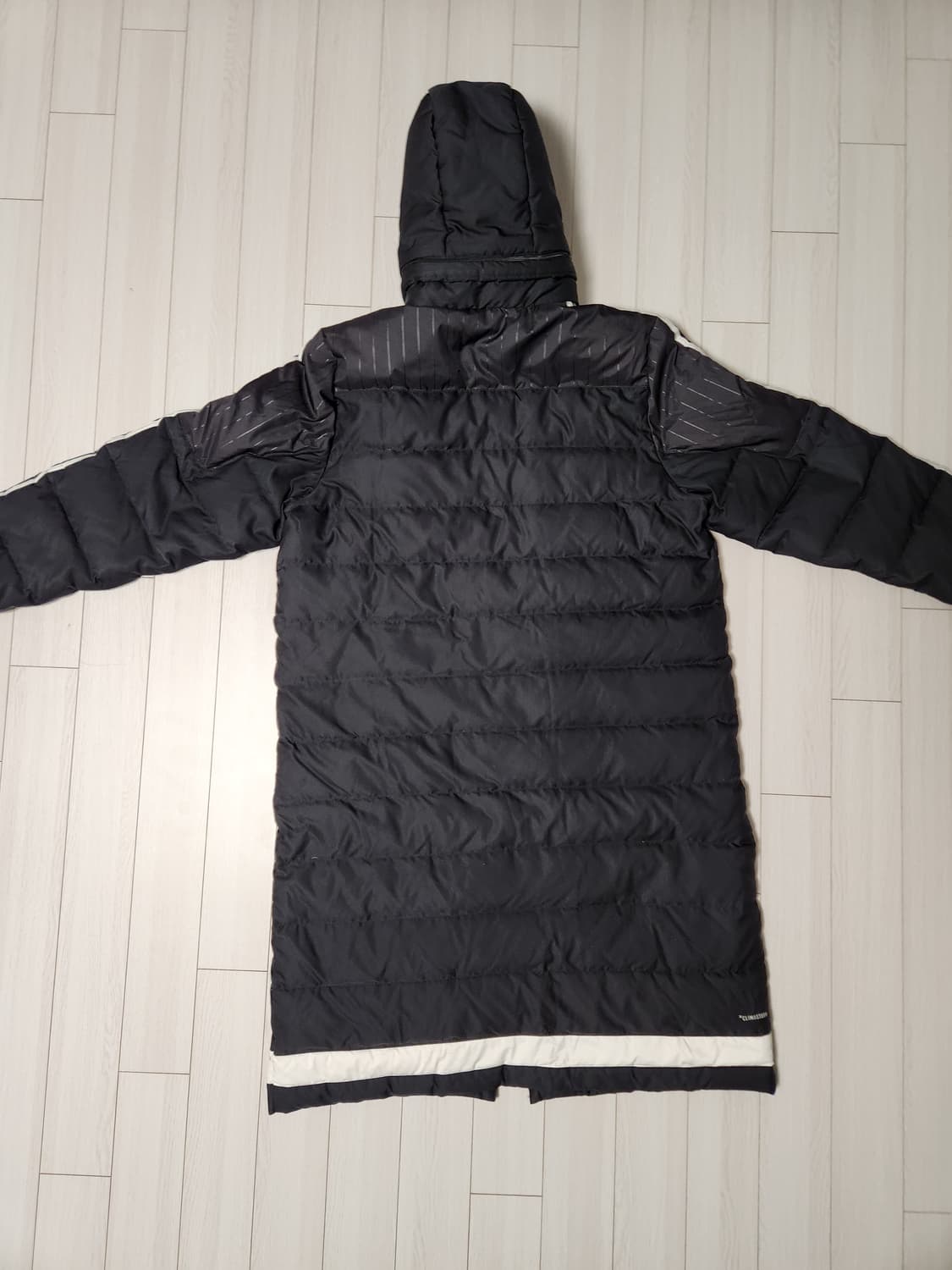 아디다스 티로15 롱패딩

사용감 및 흰부분들 때타있어요(사진참조,손빨래 상품이미지6