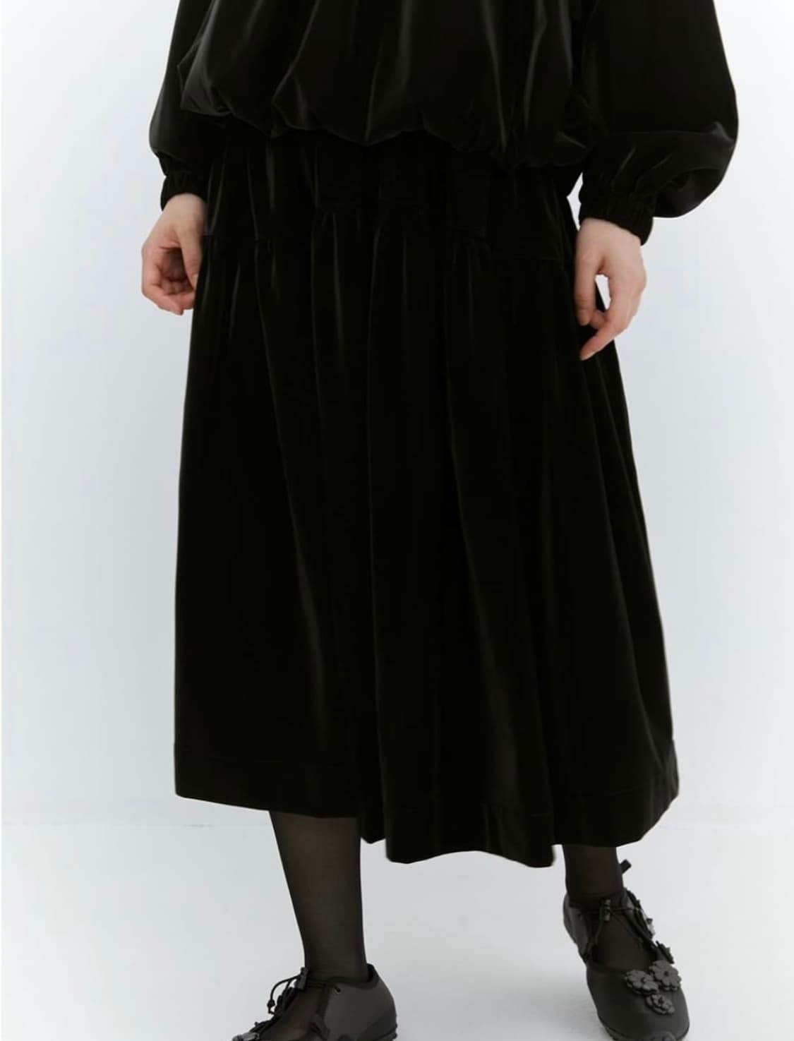 버뮬라 실키 글로시 플레어 스커트 s 상품이미지1