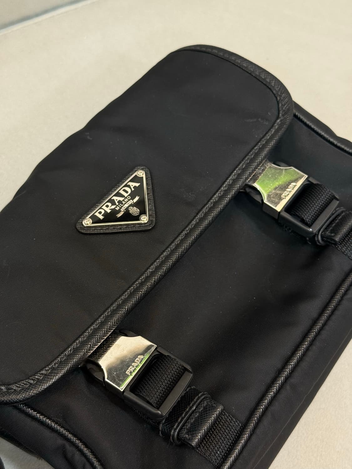 프라다 리나일론 사피아노 레더 숄더백  상품이미지3