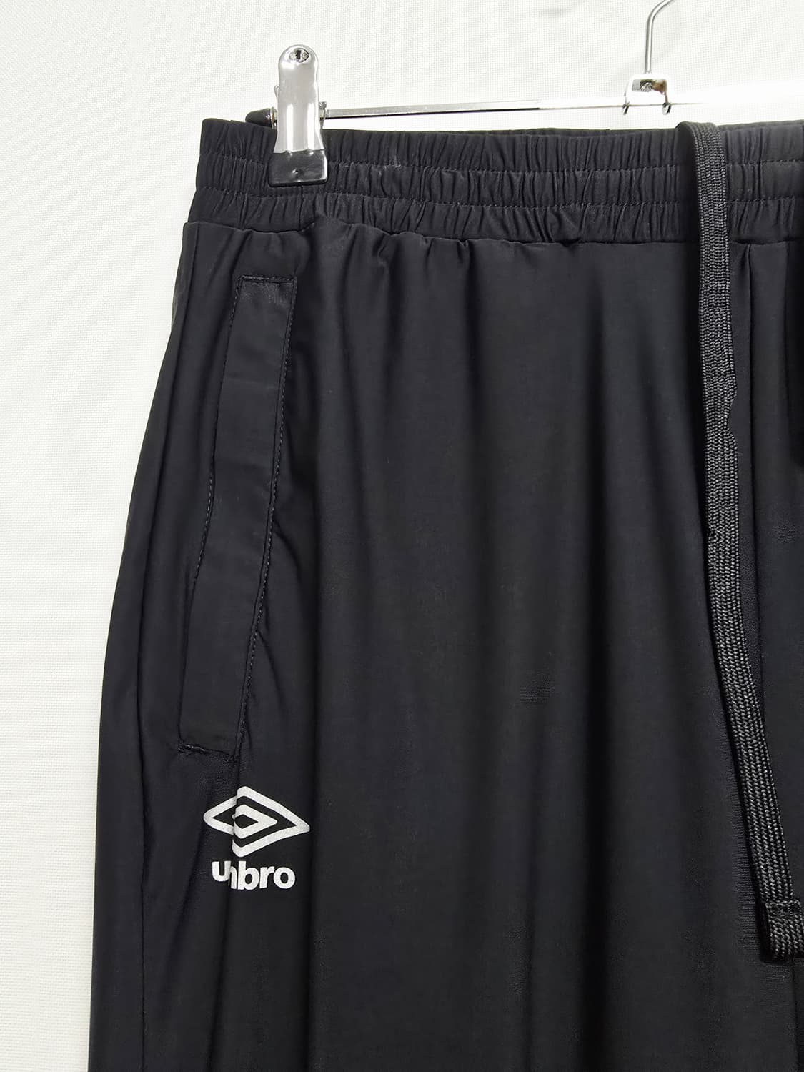 엄브로 블랙 트레이닝 여름바지 조거팬츠 m 상품이미지2