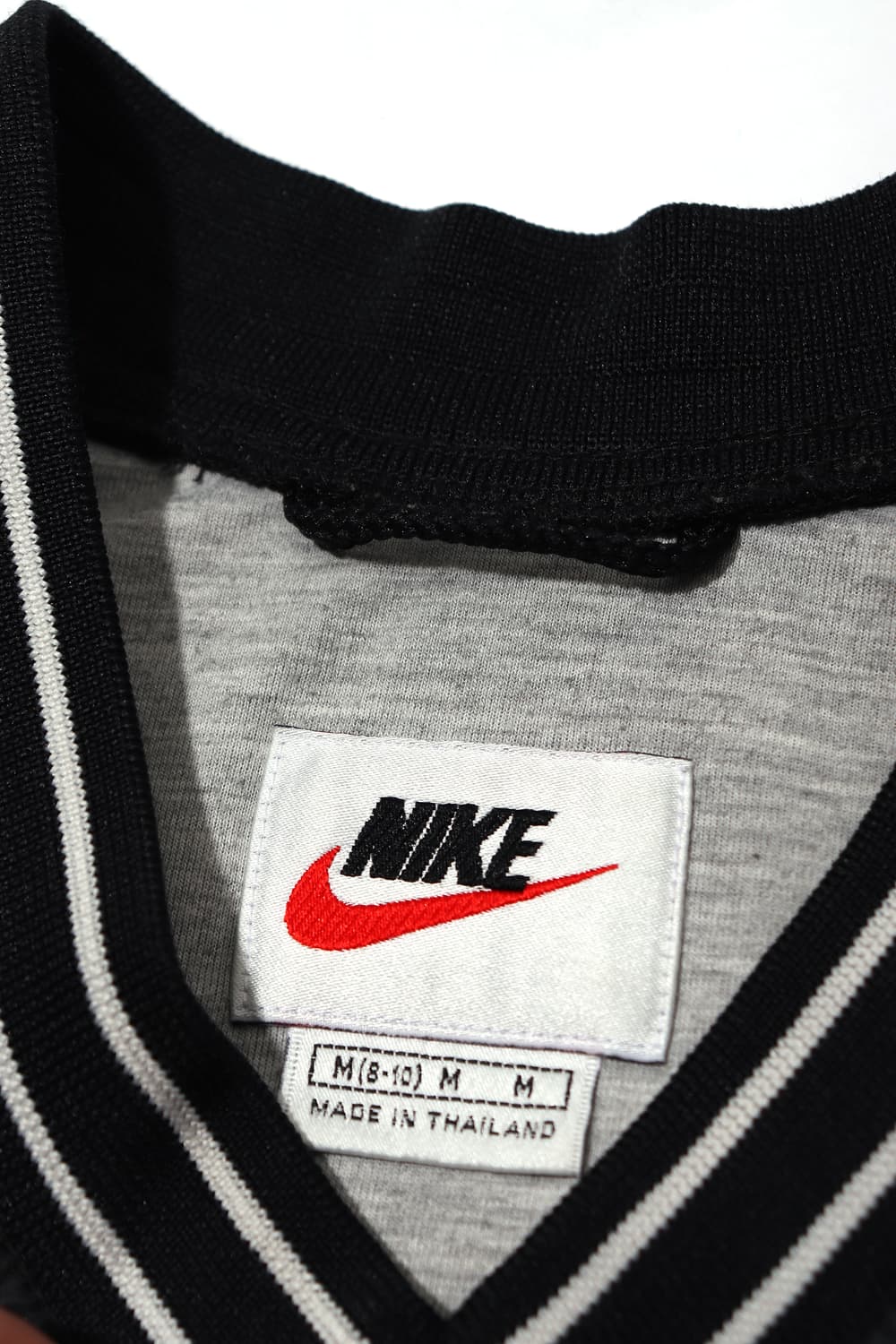 NIKE 스우시 V넥 윔엄 풀오버 size M 상품이미지4