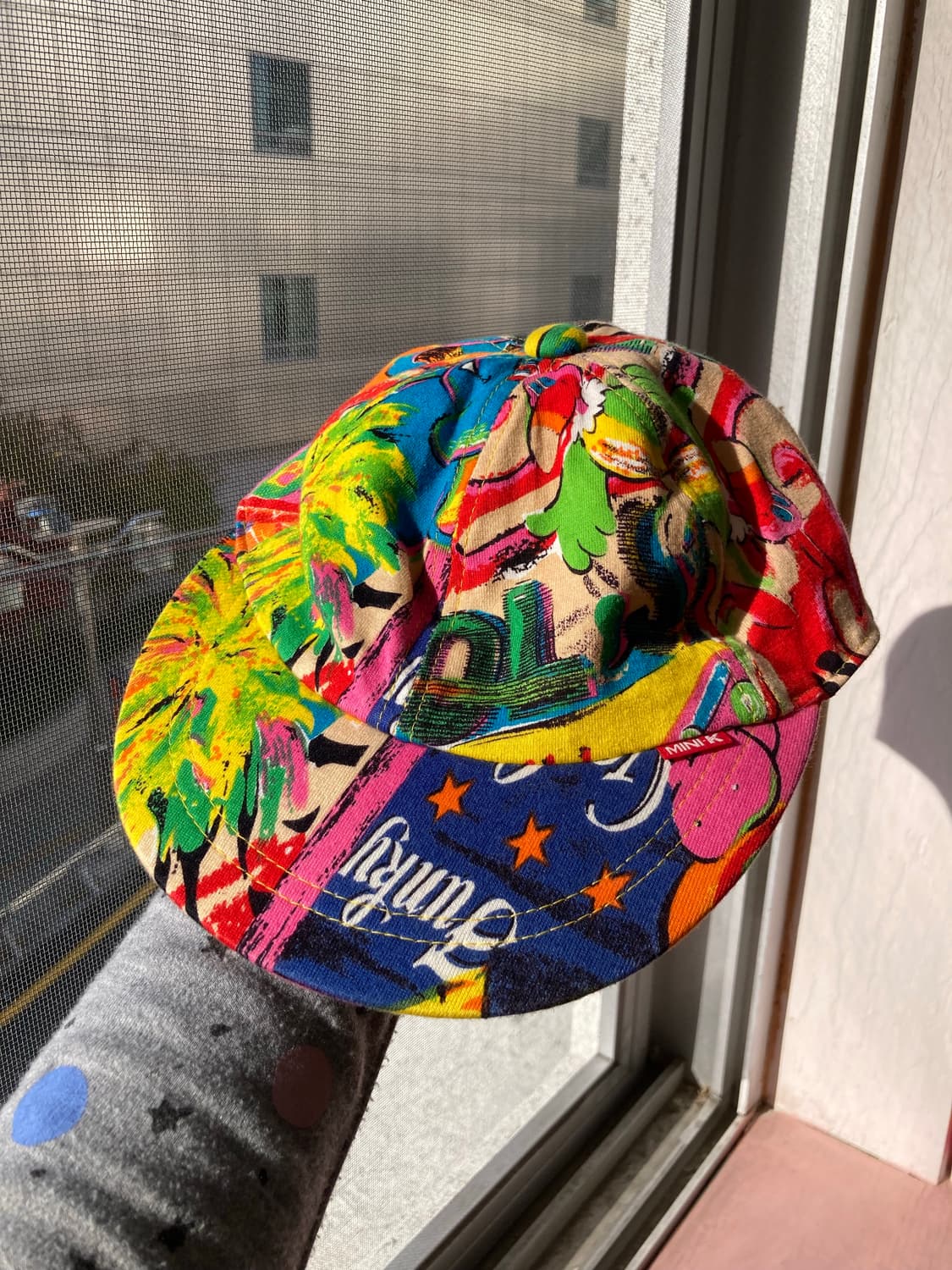 레인보우 페인팅 패턴 캠프캡 상품이미지1