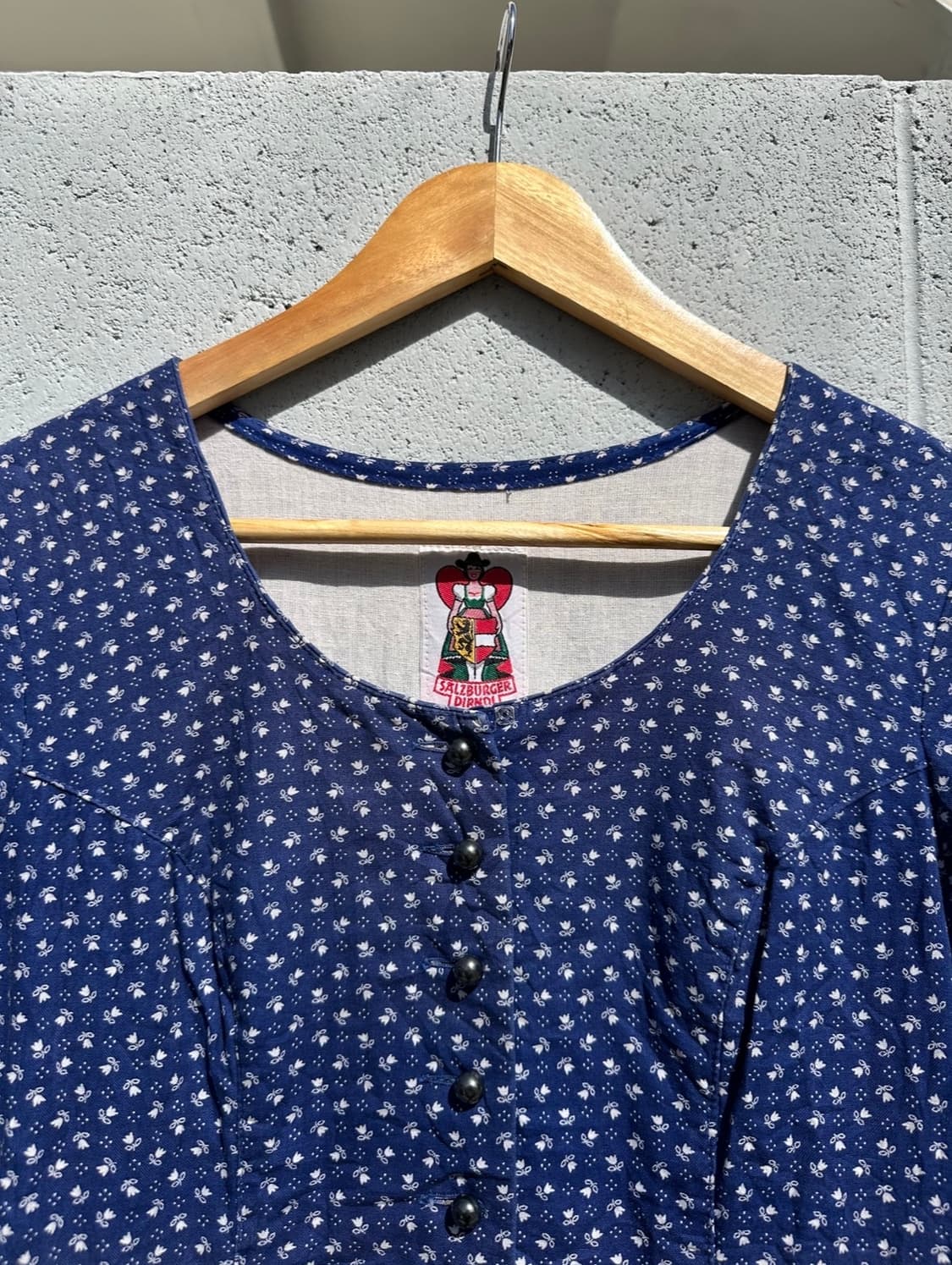 오스트리아 티롤 플라워 패턴 원피스 상품이미지3