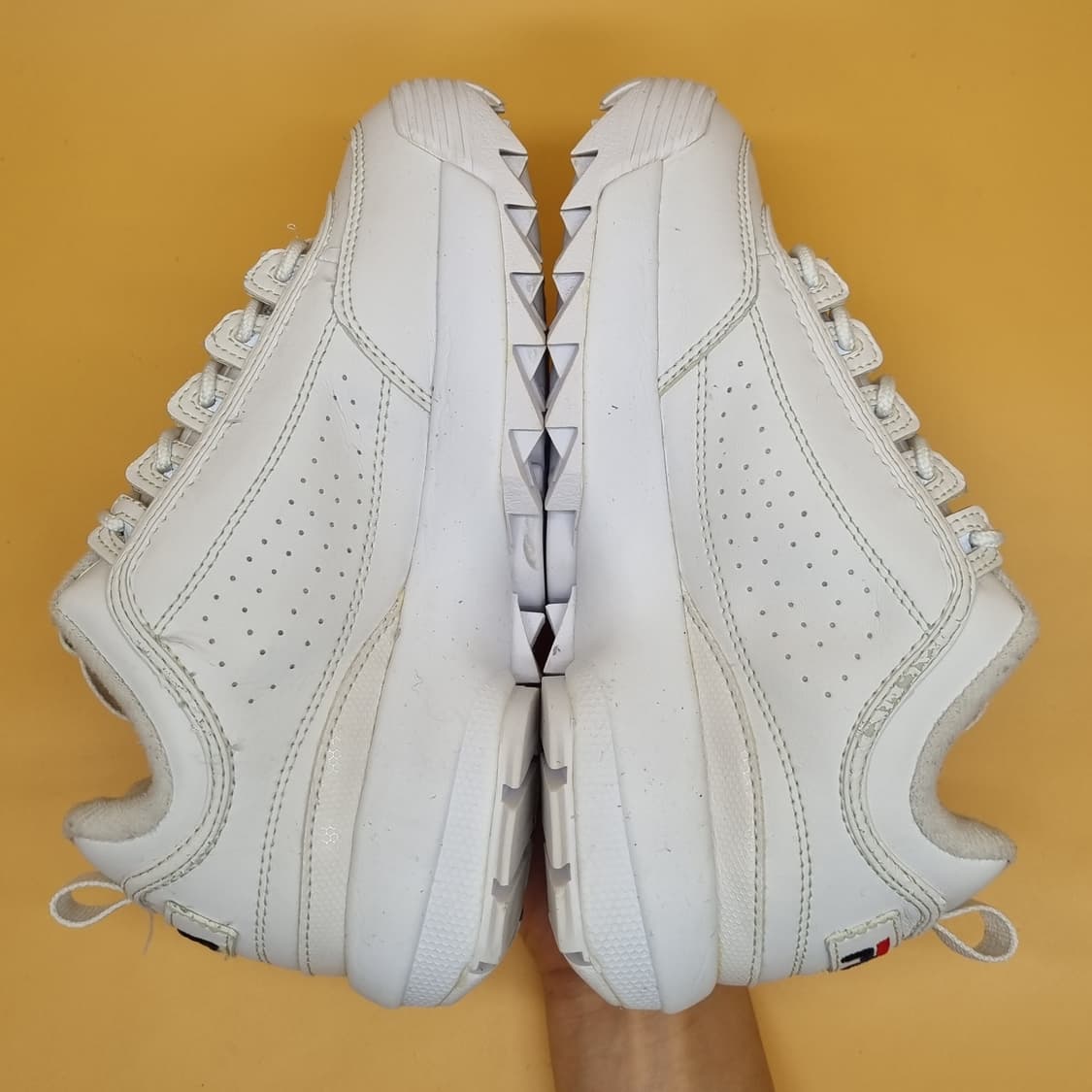 휠라 디스럽터2 운동화225 상품이미지5